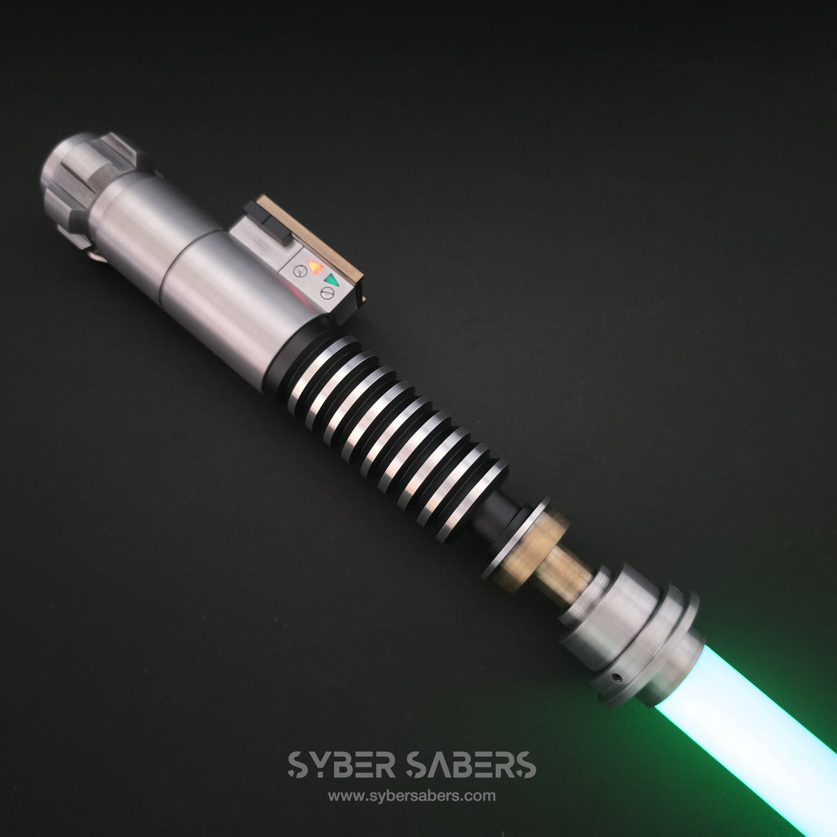 ELF - MANDO HERO