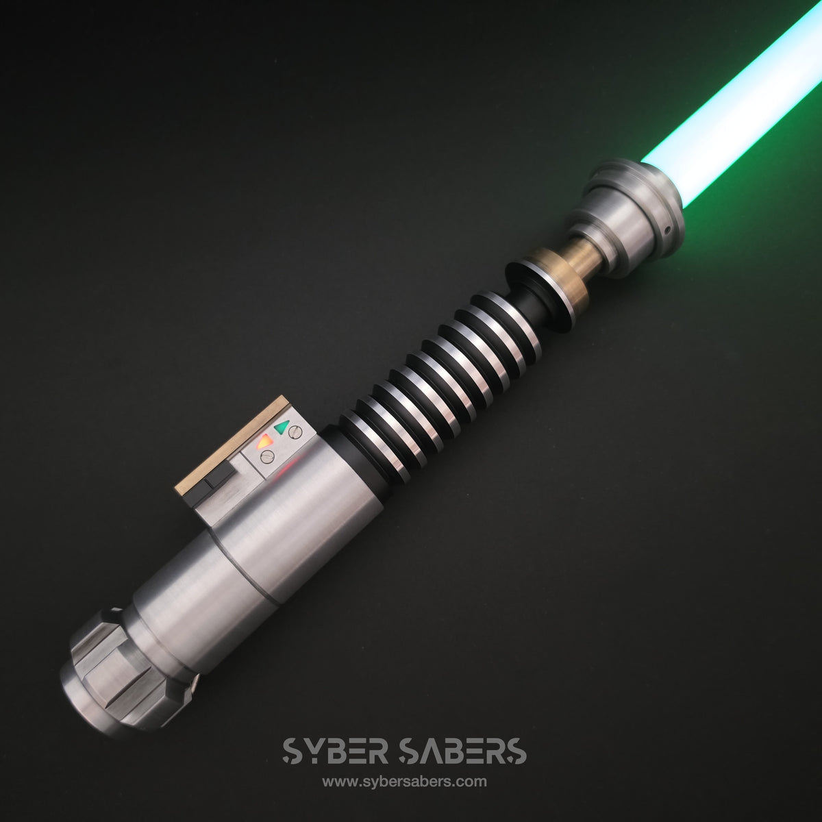 ELF - MANDO HERO