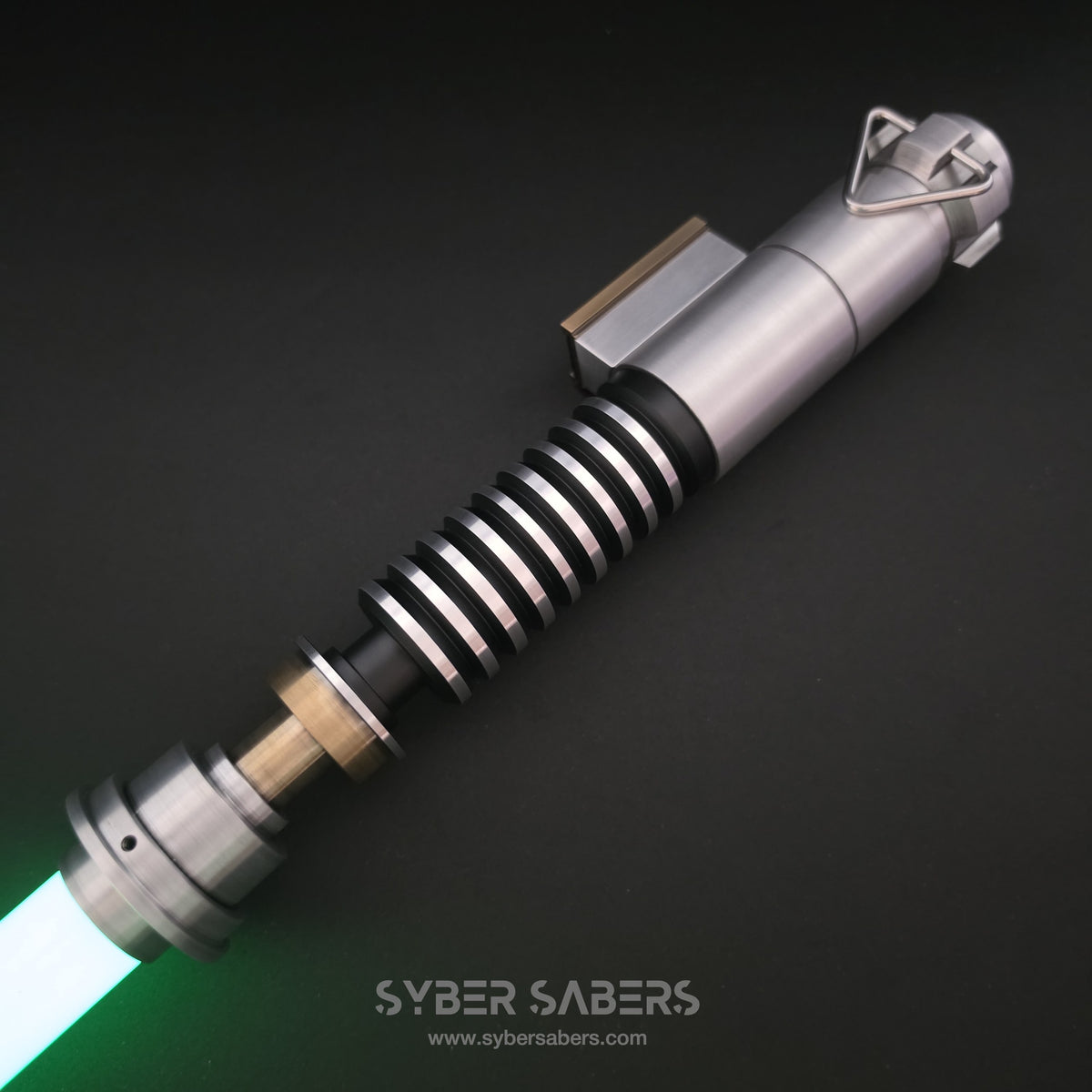 ELF - MANDO HERO