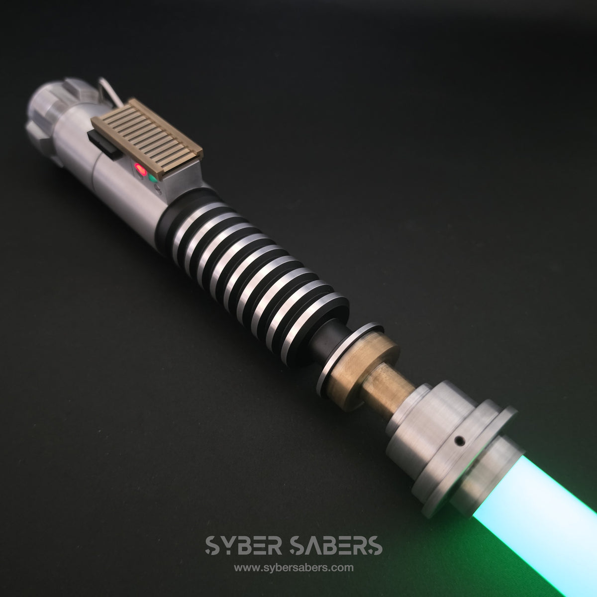 ELF - MANDO HERO