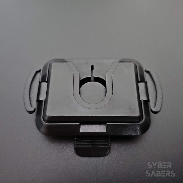 ライトセーバー用プラスチック製 COVERTEC BELT CLIP TypeA と付属のカバーテックホイール