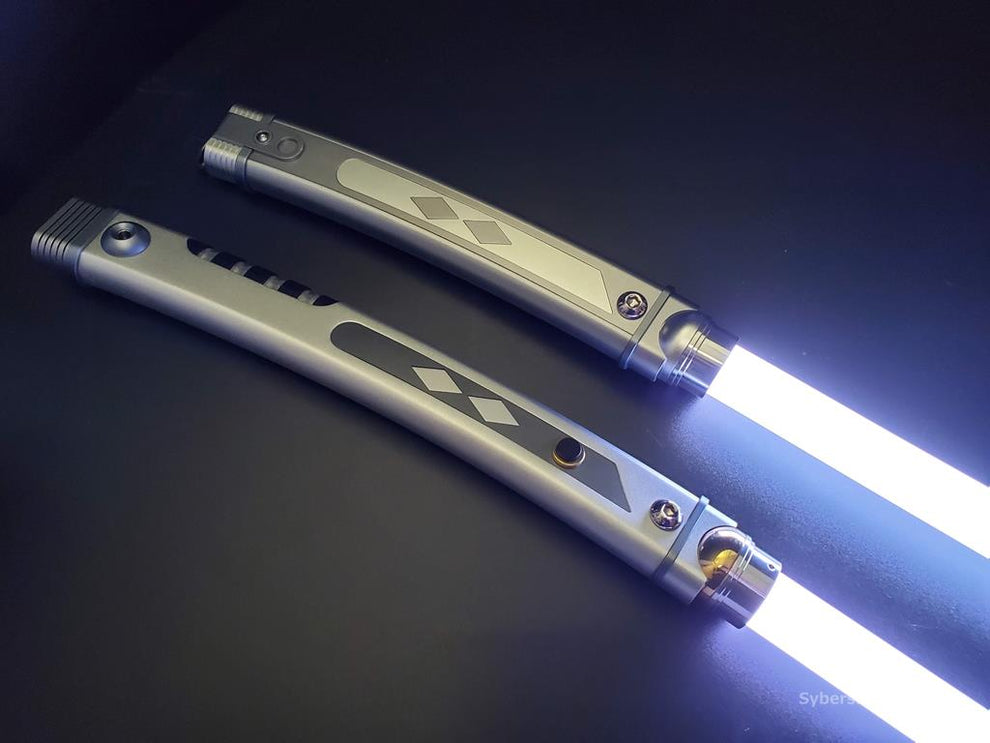 KR SABERS Ahsoka Tano Model THRAWN HUNTERS SYBERSABERS SyberSabers